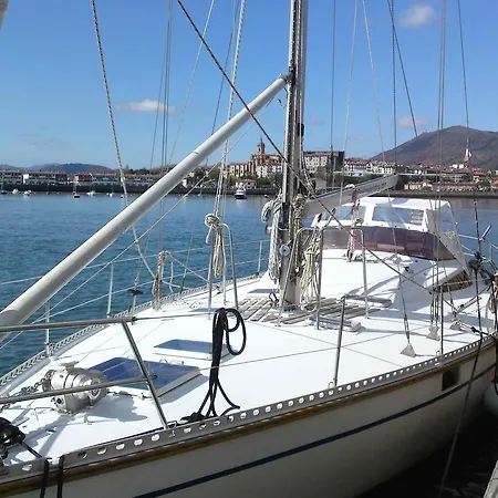 Bateau D'hôtes Fisaloey Bateau-hôtel *