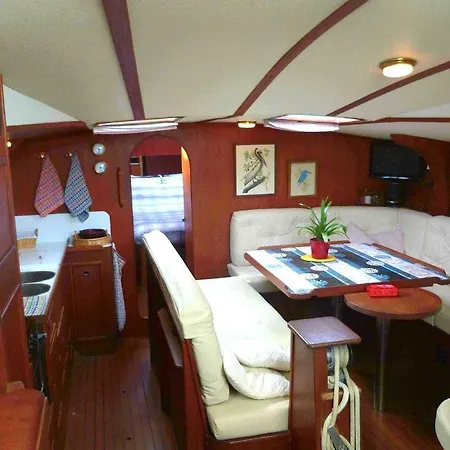Bateau D'hôtes Fisaloey Bateau-hôtel Hendaye